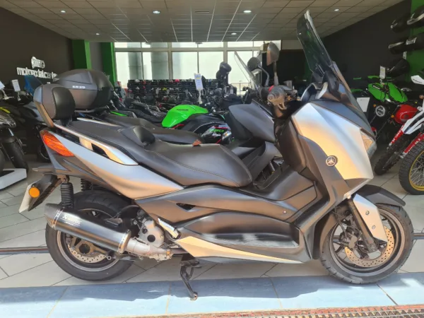 YAMAHA X MAX 300