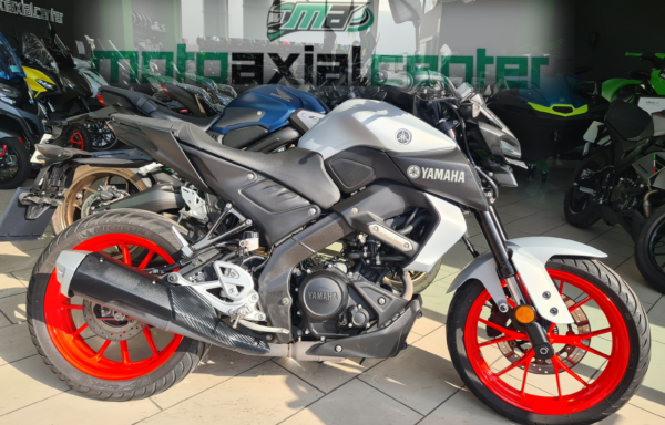 YAMAHA MT 125