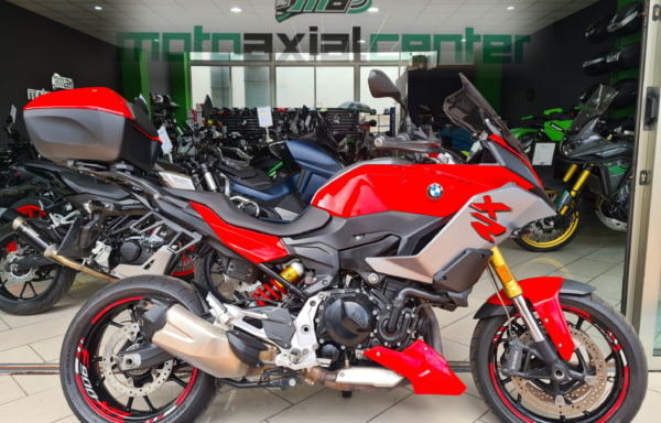 BMW F900 XR