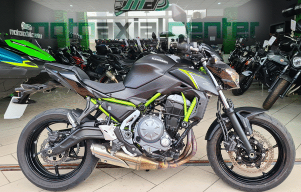 KAWASAKI Z650