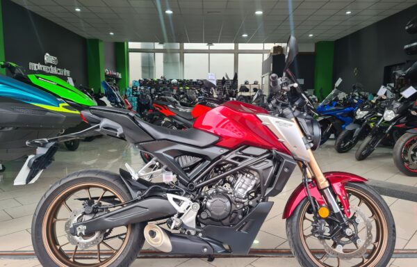 HONDA CB 125 R